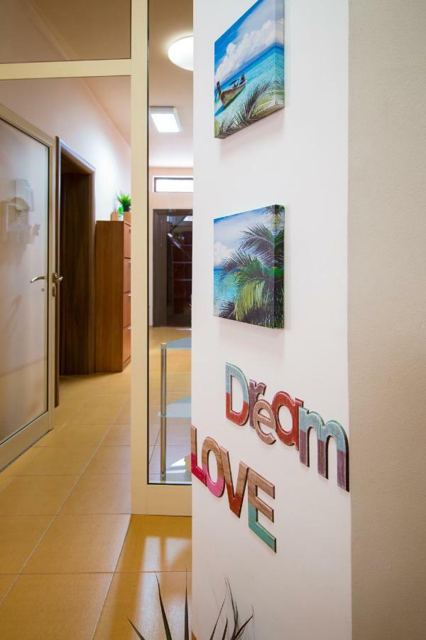 The Rocky House - Central & Private 2Bdr By Flat Mаnager プロヴディフ エクステリア 写真