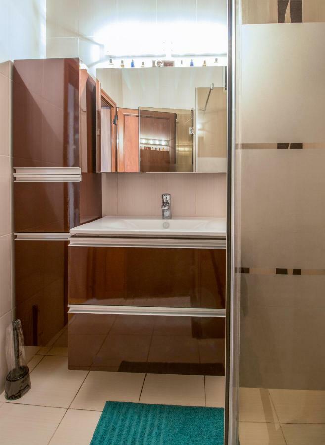 The Rocky House - Central & Private 2Bdr By Flat Mаnager プロヴディフ エクステリア 写真
